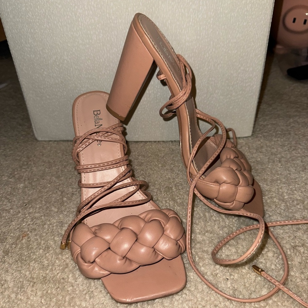 Bella Marie Women's Tan Strappy Heels